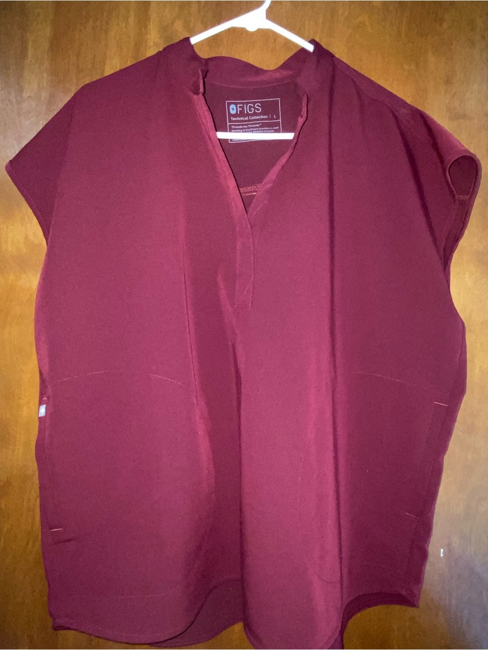 FIGS Womens Oversized Rafaela top in Burgundy